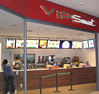 Vips compite con McDonald's